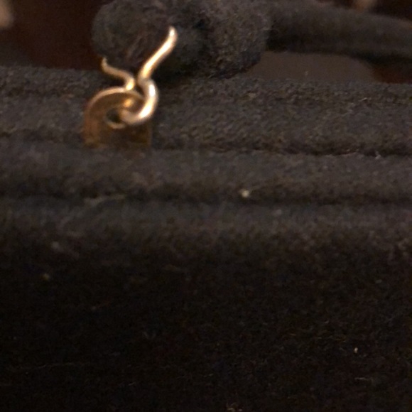 L&M Rectangular black fabric (wool?) purse with gold accent opener - Picture 5 of 9